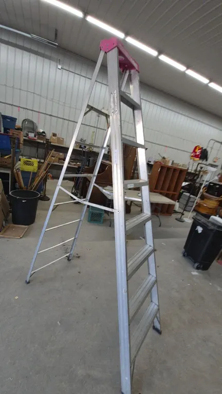 Lite Products Inc. Portable Step Ladder, Model C704