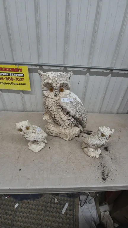 Owl Garden Statues: Large Owl Statue 21”, 2 Small Owl Statues