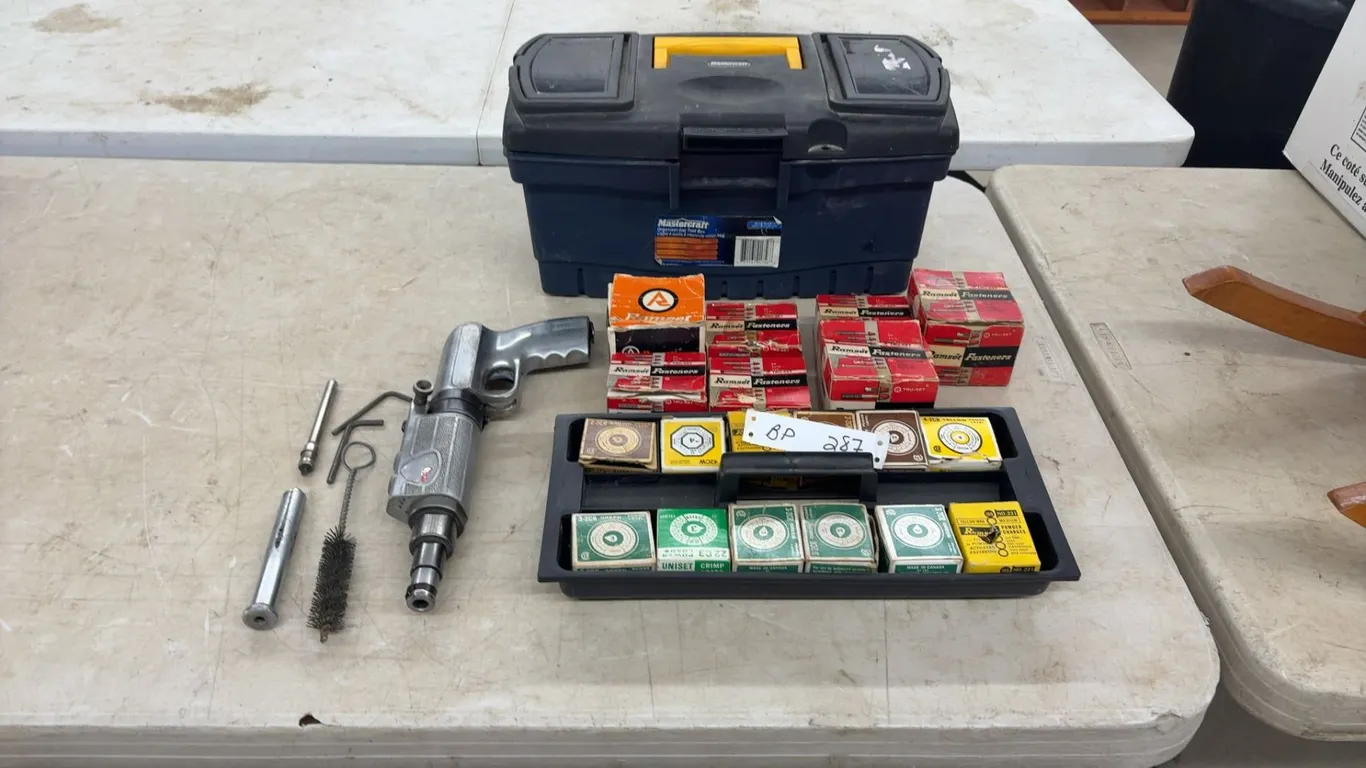 Ramset Powder-Actuated Fastening Tool with Fasteners and Crimp Load Shots