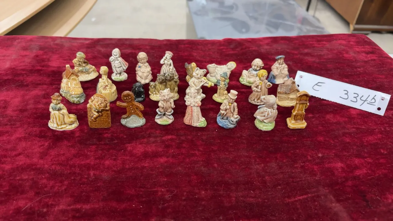 Complete Set Wade Whimsies Nursery Rhyme Figurines, 24