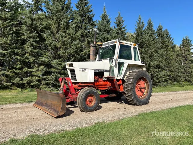 1976 Case 970 2WD Tractor