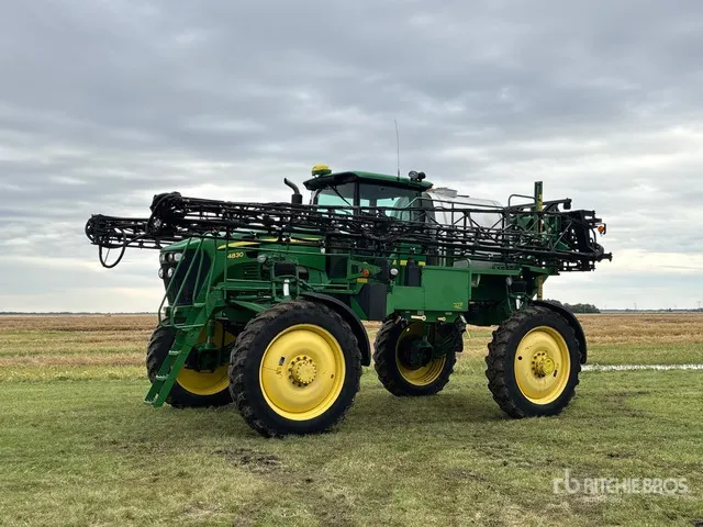 2008 John Deere 4830 100 ft 4x4 High Clearance Self-Propelled Sprayer
