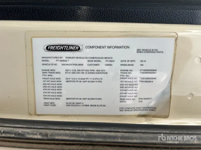 2019 Freightliner Cascadia 126 6x4 T/A Day Cab Truck Tractor