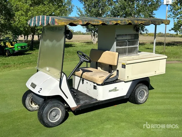 E-Z-Go Refresher Drink Golf Cart
