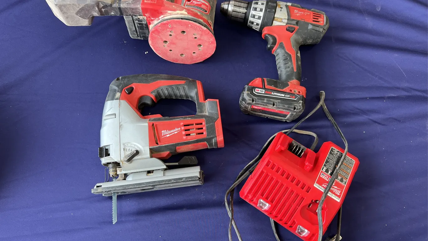 Milwaukee Drill, Orbit Sander, Jig Saw, Battery & Charger