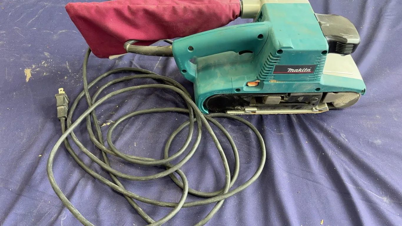 Makita Belt Sander