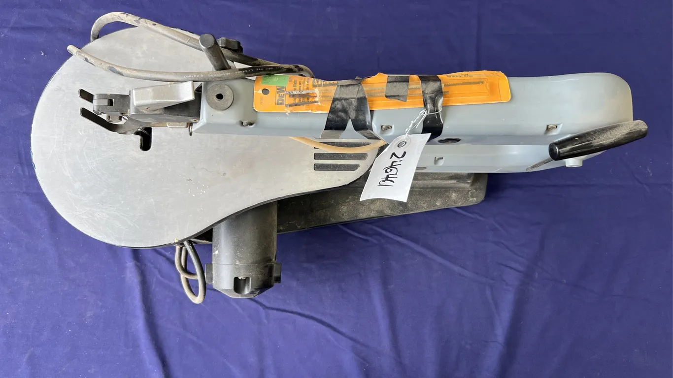 Trade Master 16” Variable Stroll Saw