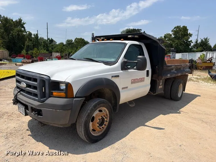 2007 Ford F450 Super Duty dump truck
