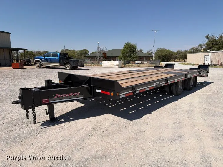 2009 Interstate 20DT equipment trailer