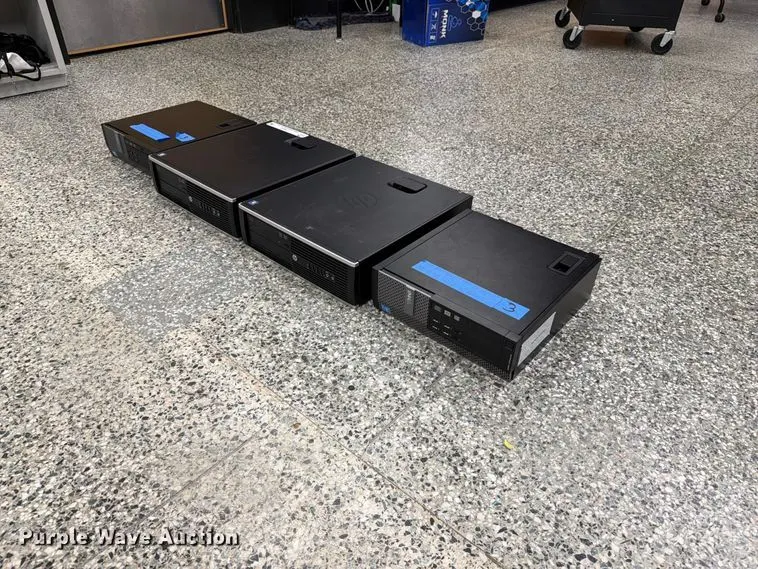 (4) computers