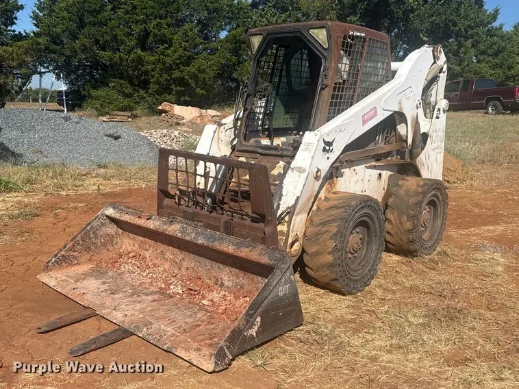 2007 Bobcat S300 skid steer loader