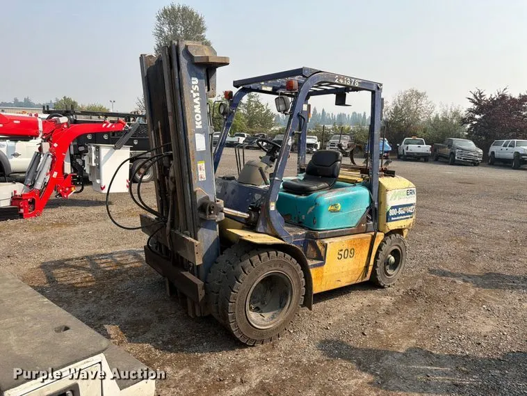Komatsu FG40ZT-7 forklift