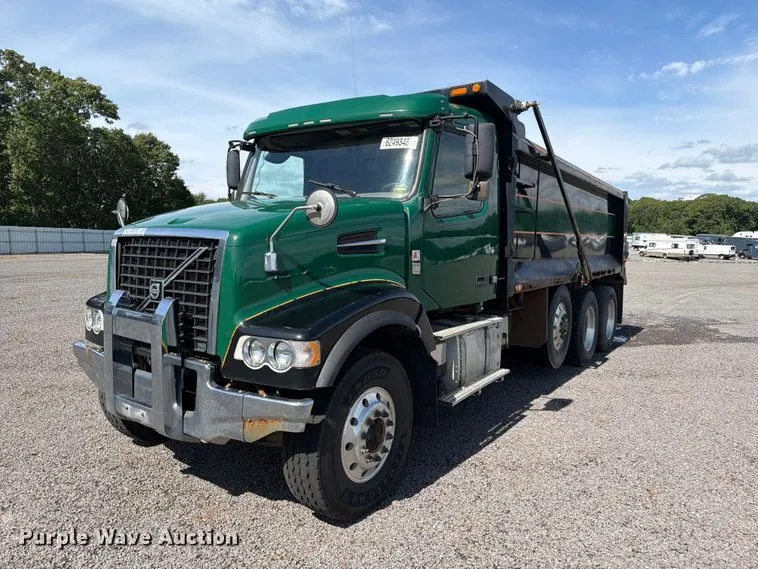 2017 Volvo D13 dump truck