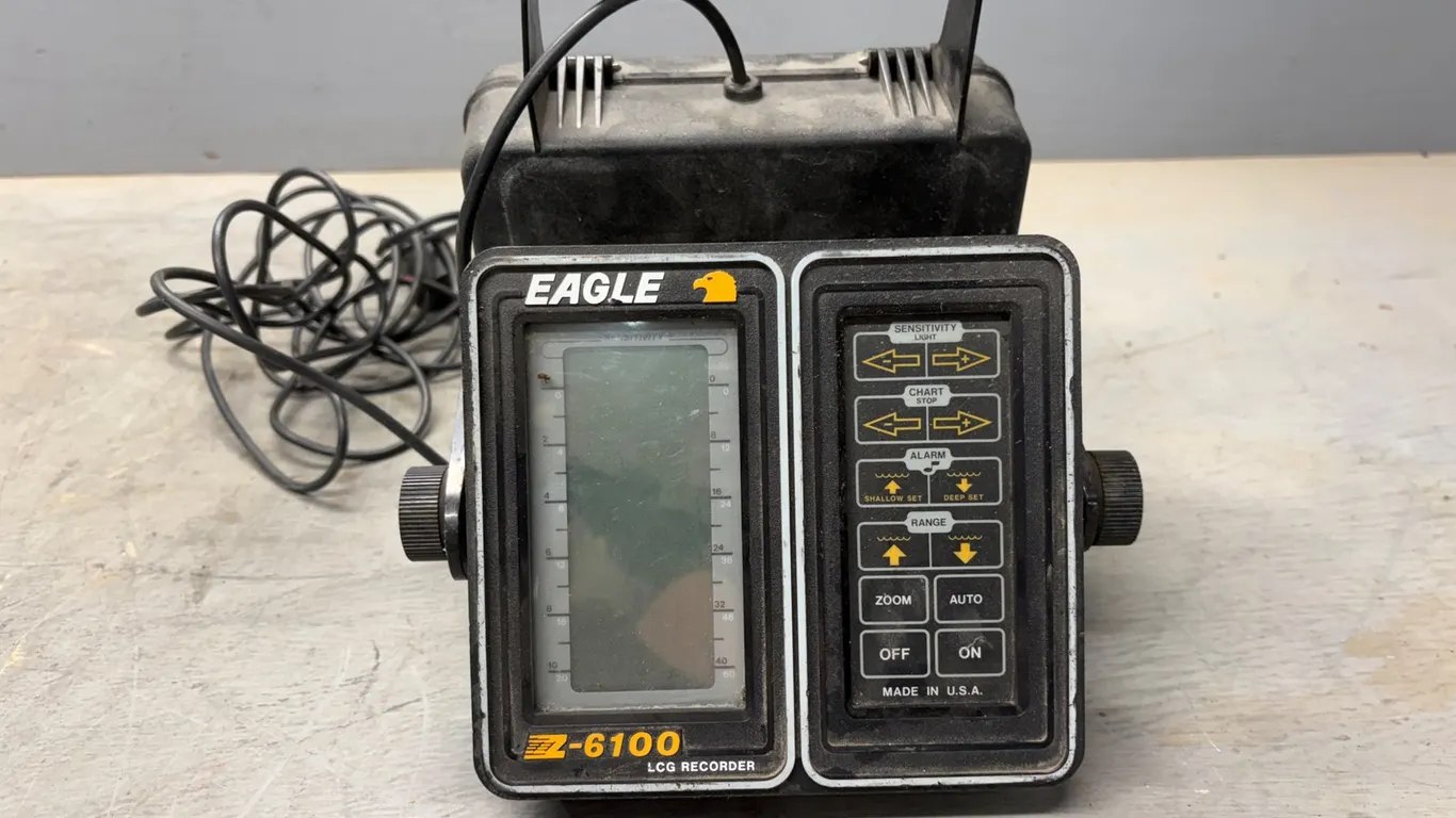 Eagle Z-6100 LCG Recorder Fish Finder