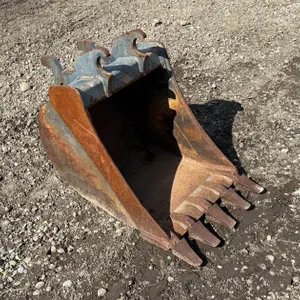 John Deere Tooth Digging Bucket