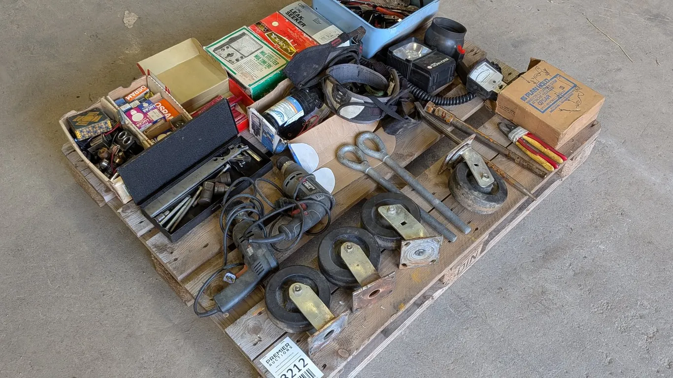 Pallet of Misc Tools / Hardware