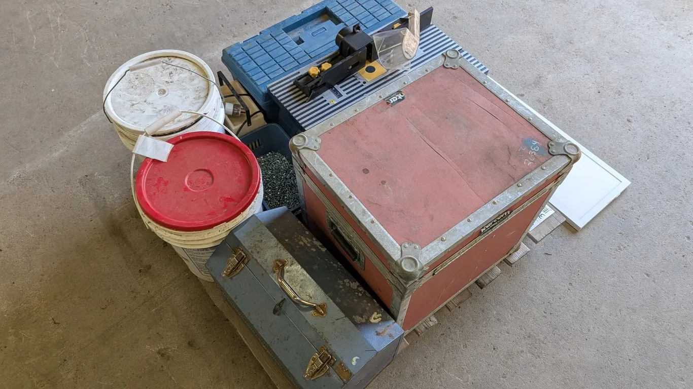 Pallet of Misc Hardware