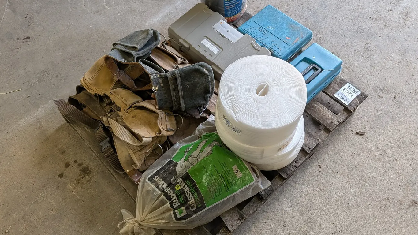 Pallet of Misc Tools