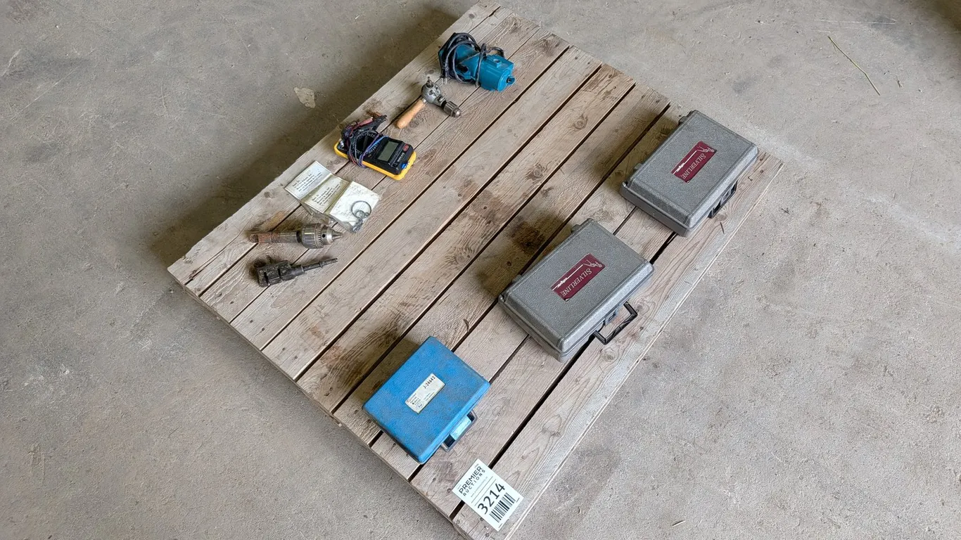 Pallet of Misc Tools / Hardware