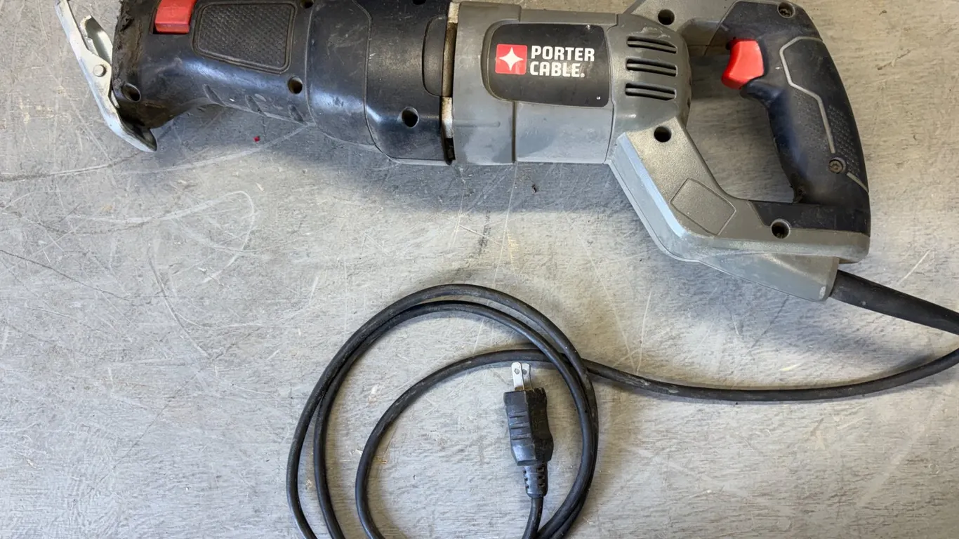 Porter Cable Reciprocating Saw