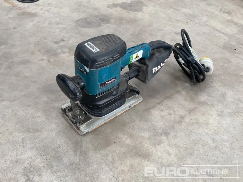 Makita 9046
