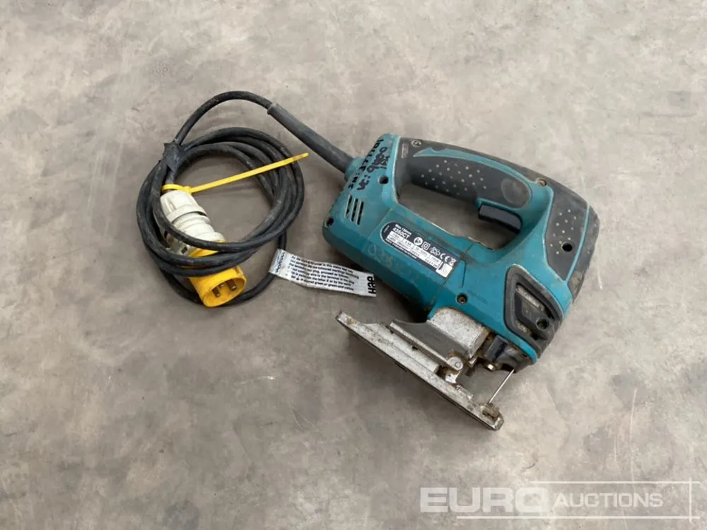 Makita 110 Volt Multi Pendulum Jigsaw