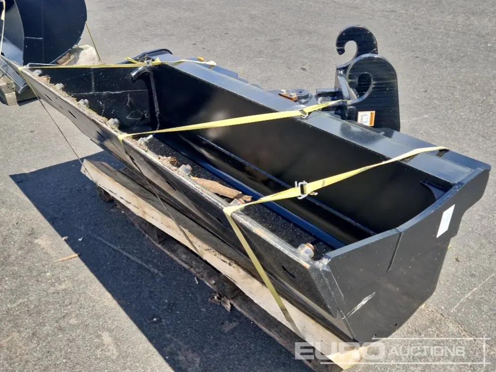 Unused CAT 78" Hydraulic Tilt Ditching Bucket to suit CW30S