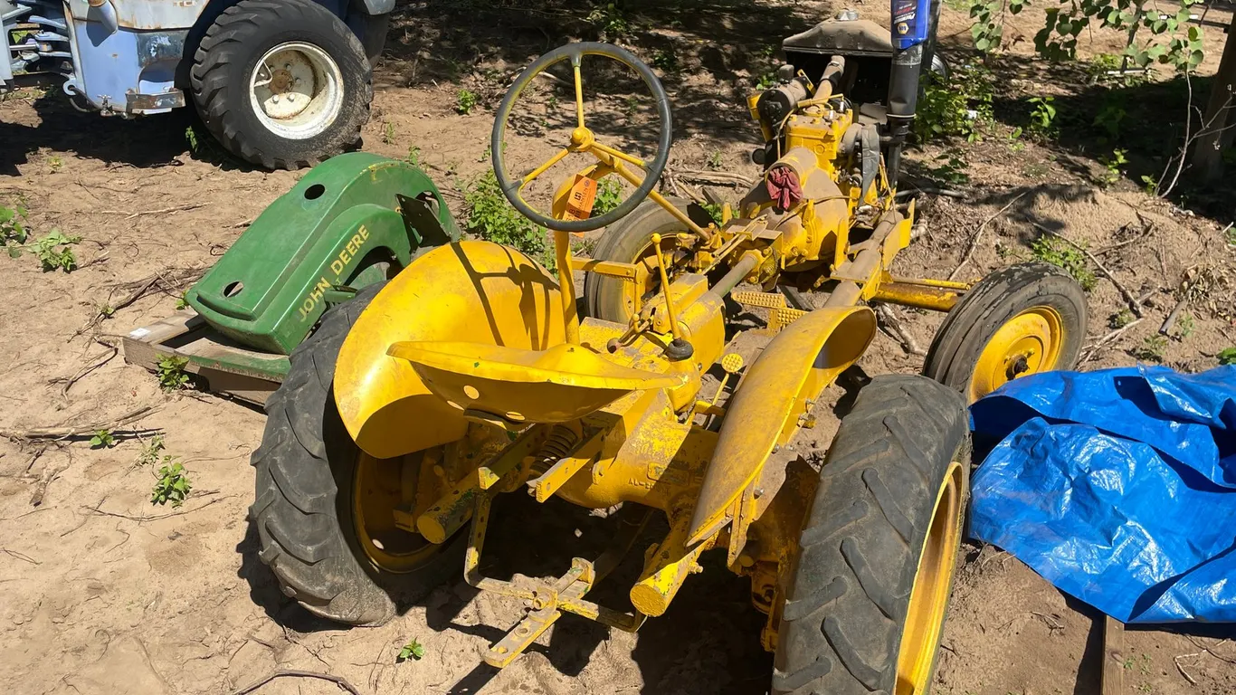 John Deere LI Tractor **Parts Only**