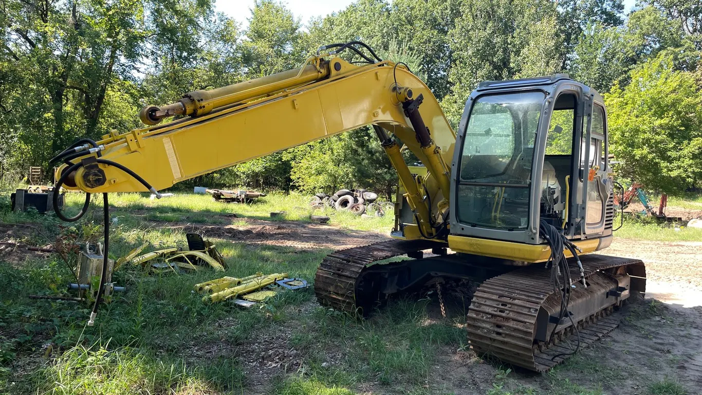Kobelco 135SR LC Excavator **Parts Only**