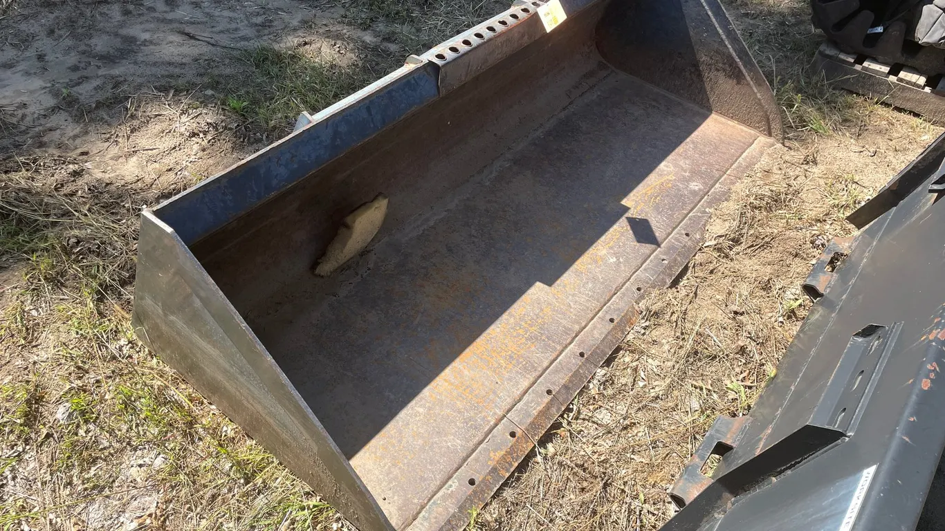 Bobcat Bucket by Virnig Manufacturing