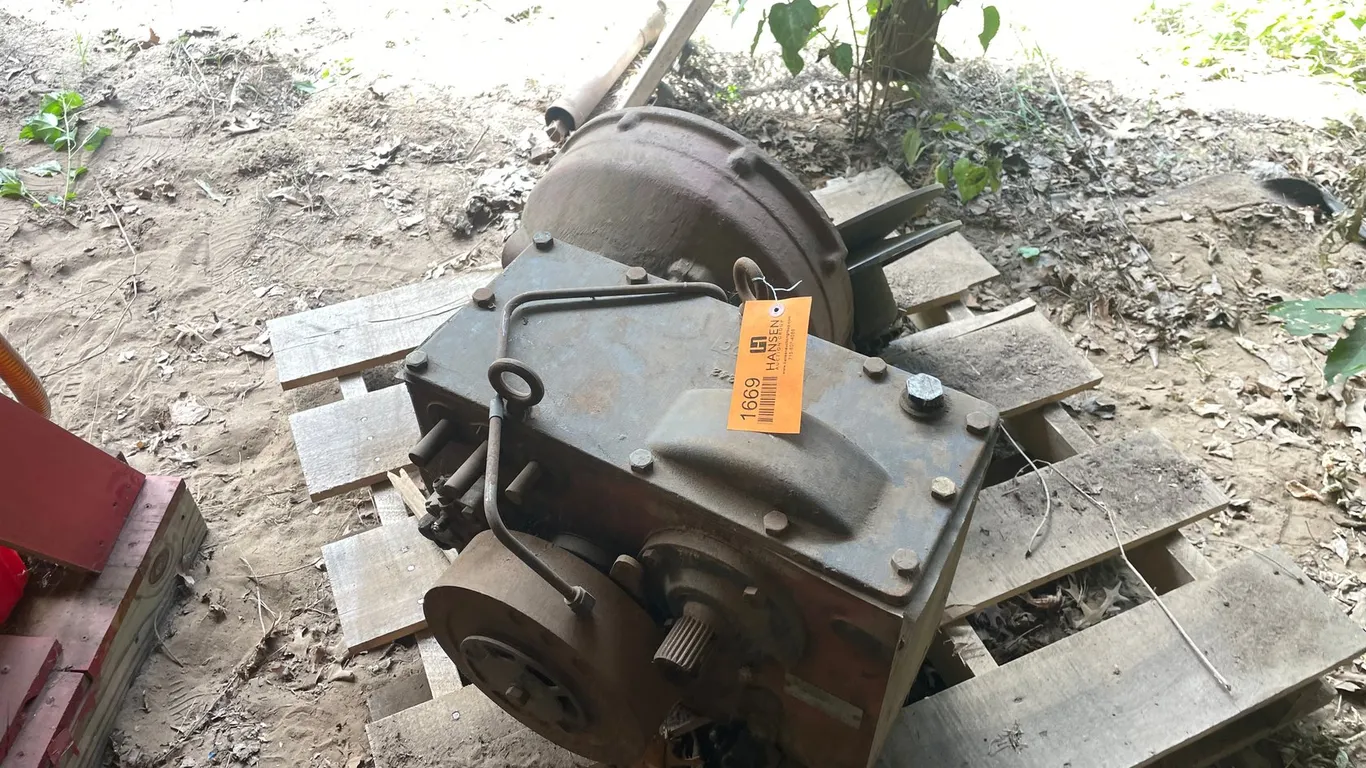 Gleaner M Combine Transmission Assembly