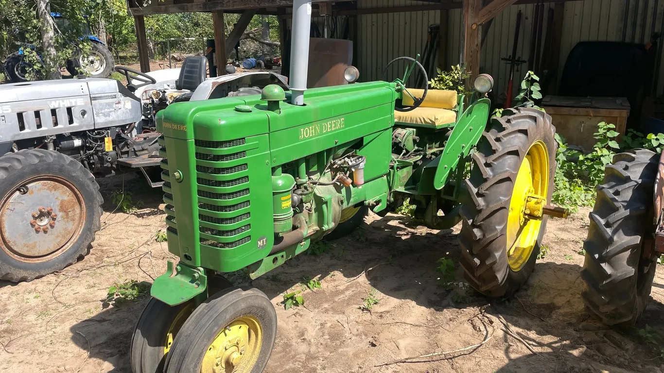 John Deere MT Tractor