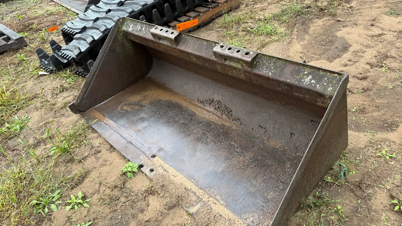 Bobcat Bucket (Quick Attach)