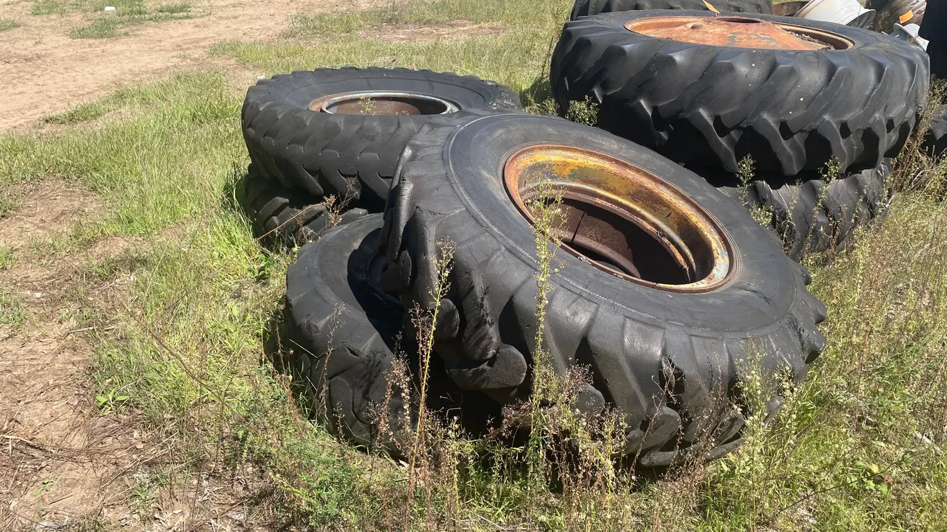 (4) Tires on Rims