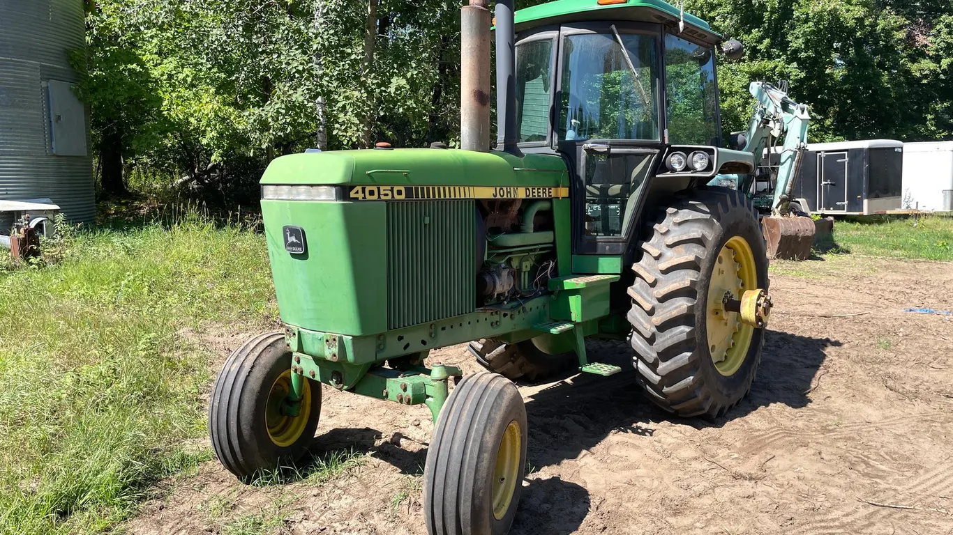 John Deere 4050 Tractor