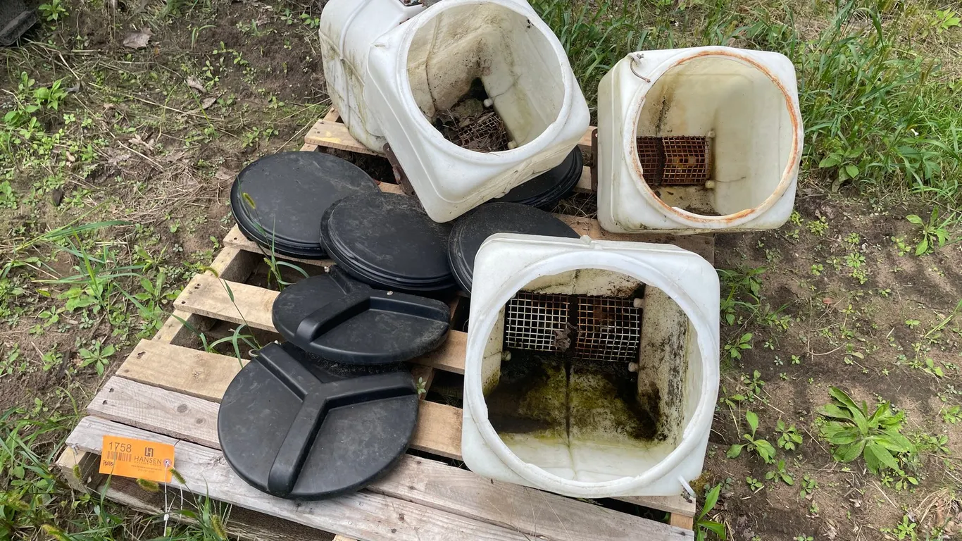 Insecticide Boxes