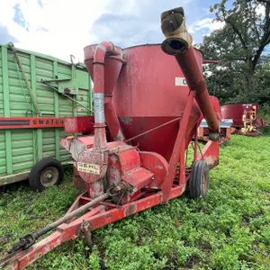 Gehl Mix-All Feed Mixer