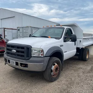 2005 Ford F550 XL Super Duty Dump Truck (Has WI Title)