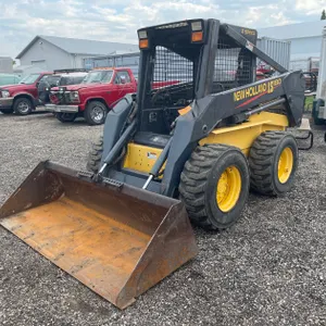 2006 New Holland LS180 Skidsteer