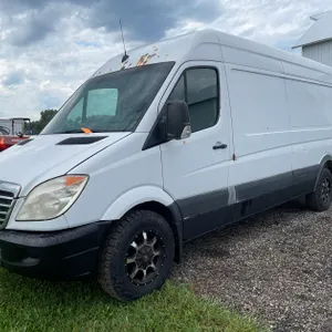 2010 Freightliner Van (Has WI TItle)