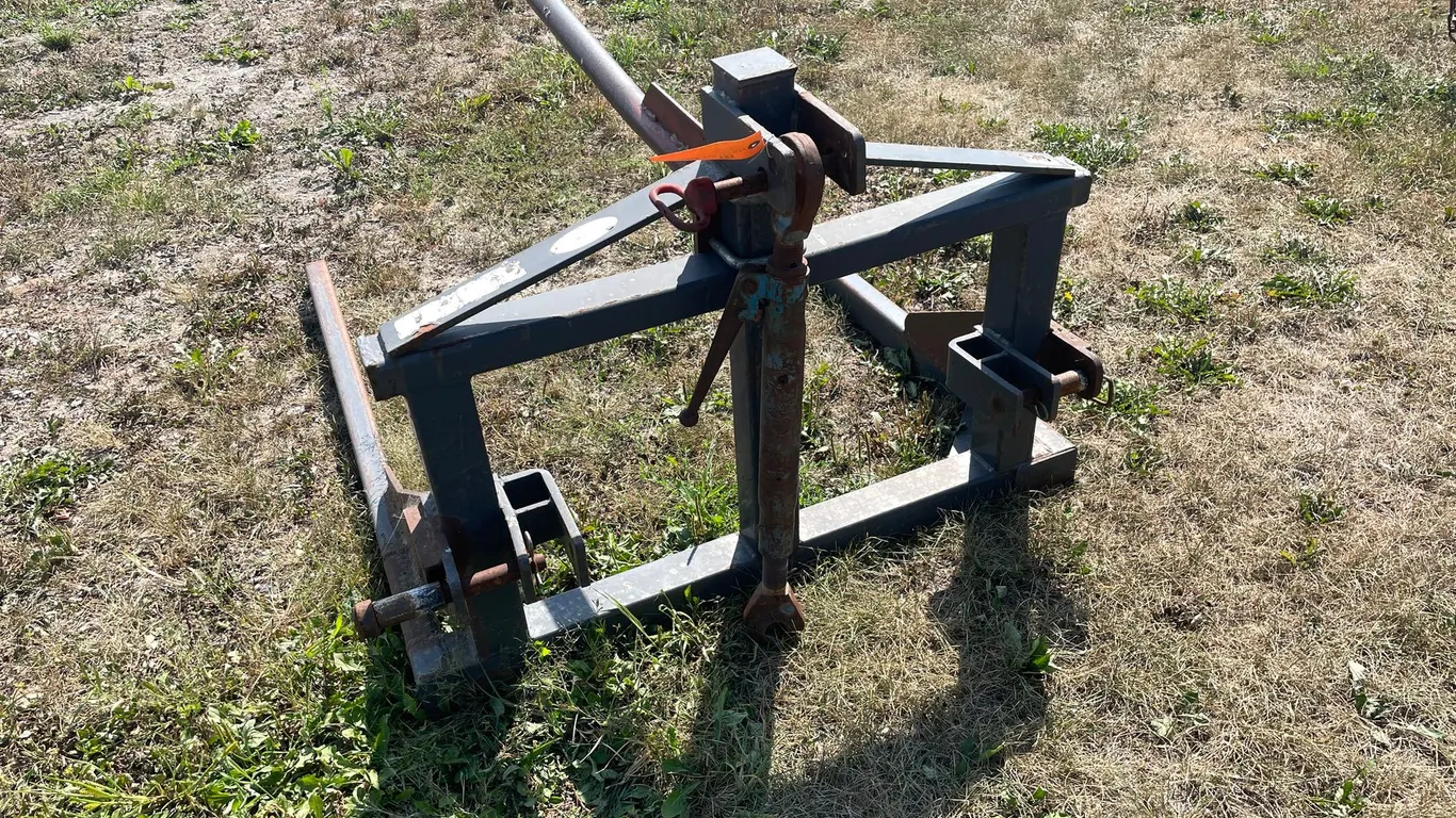 Tractor Bale Spear