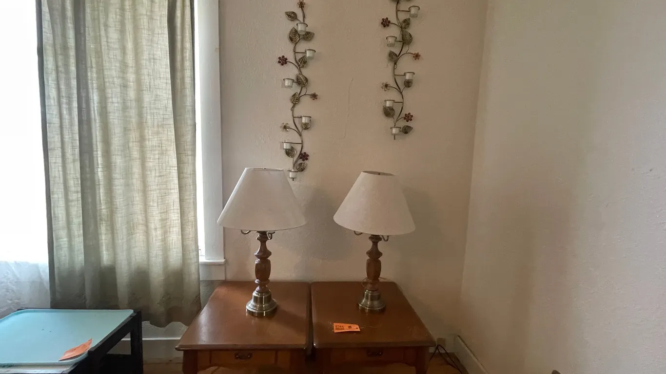 (2) End Tables and Lamps