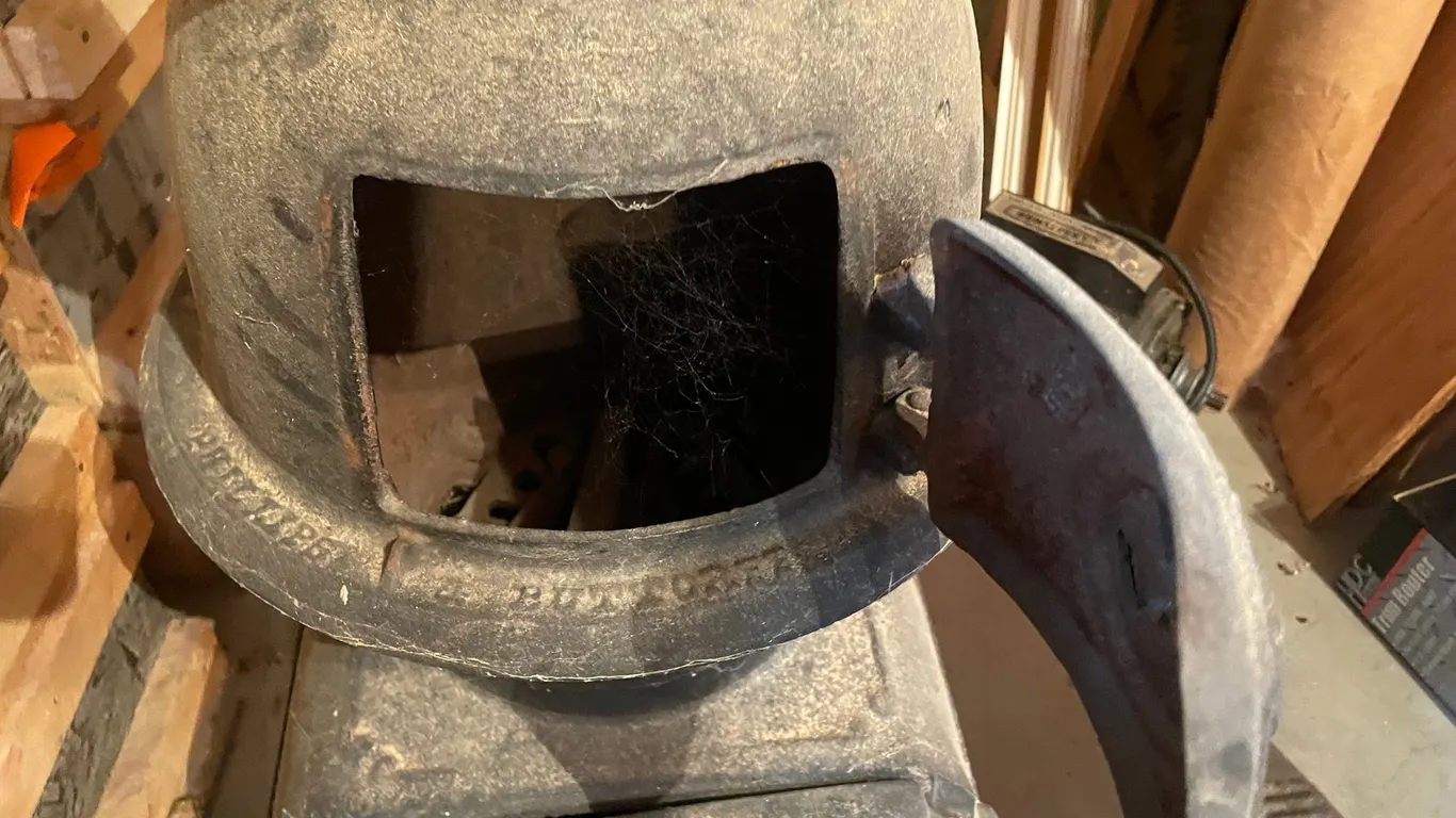 Juno #215 Pot Belly Stove