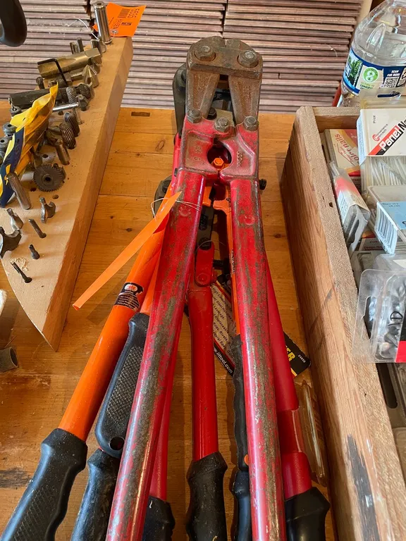 (5) Heavy Duty Bolt Cutters