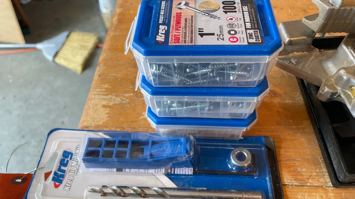 (1) Kreg Jig Mini Kit and Assortment of Hardware