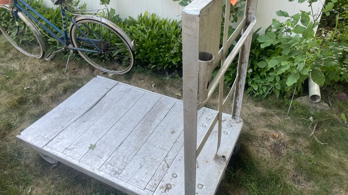 Steel Push Cart with Casters