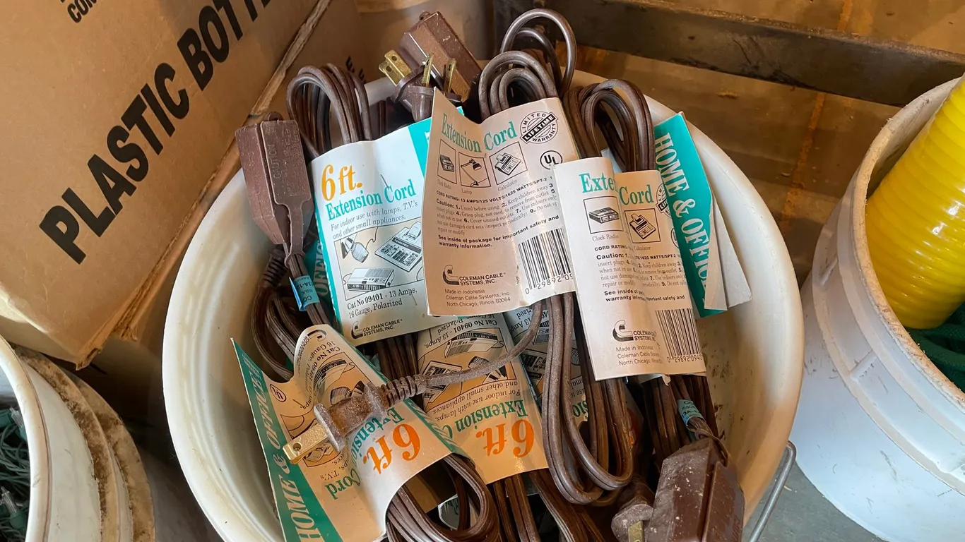 (5) Gallon Bucket of Extension Cords