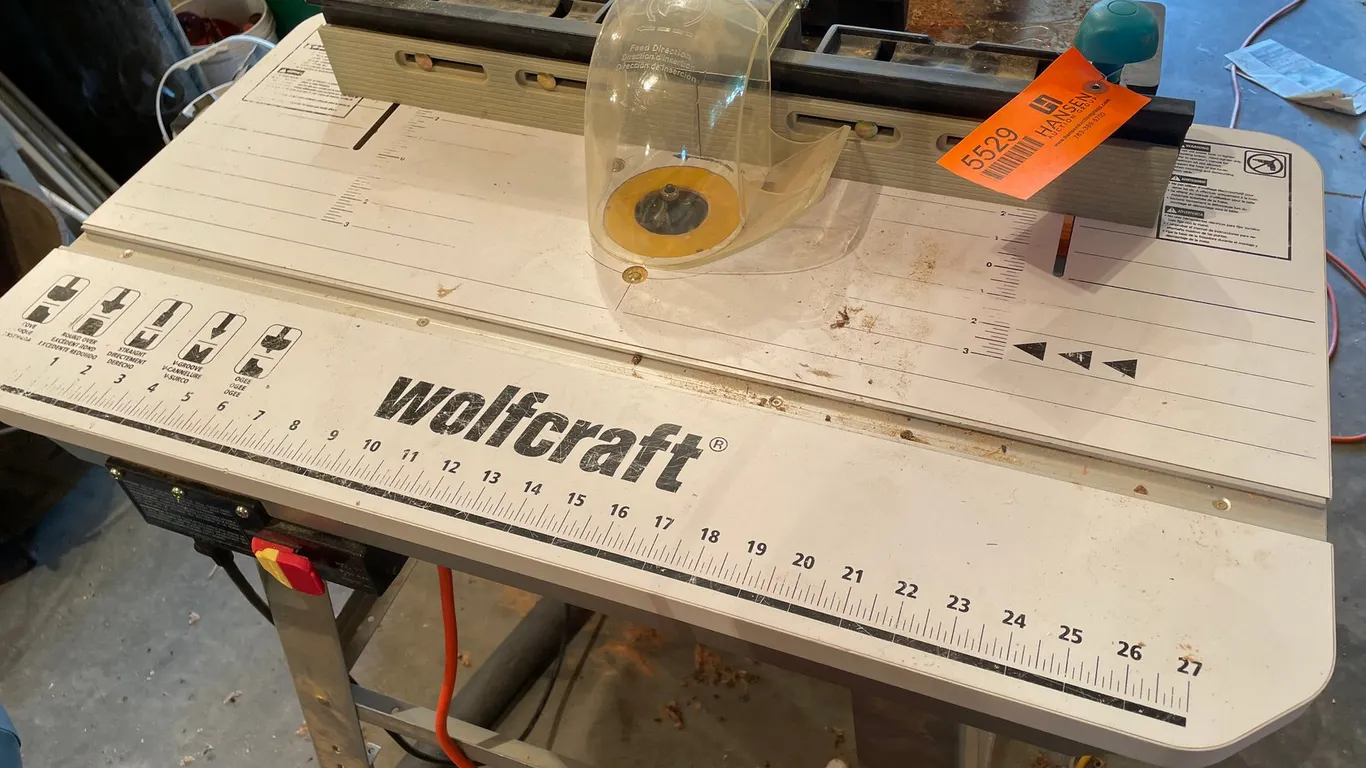 SKIL Brand Router Table