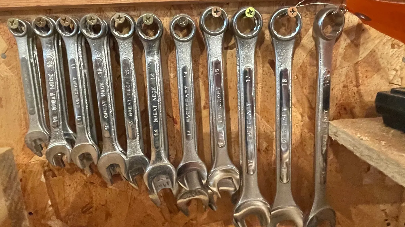 Set of Metric Box End Wrenches