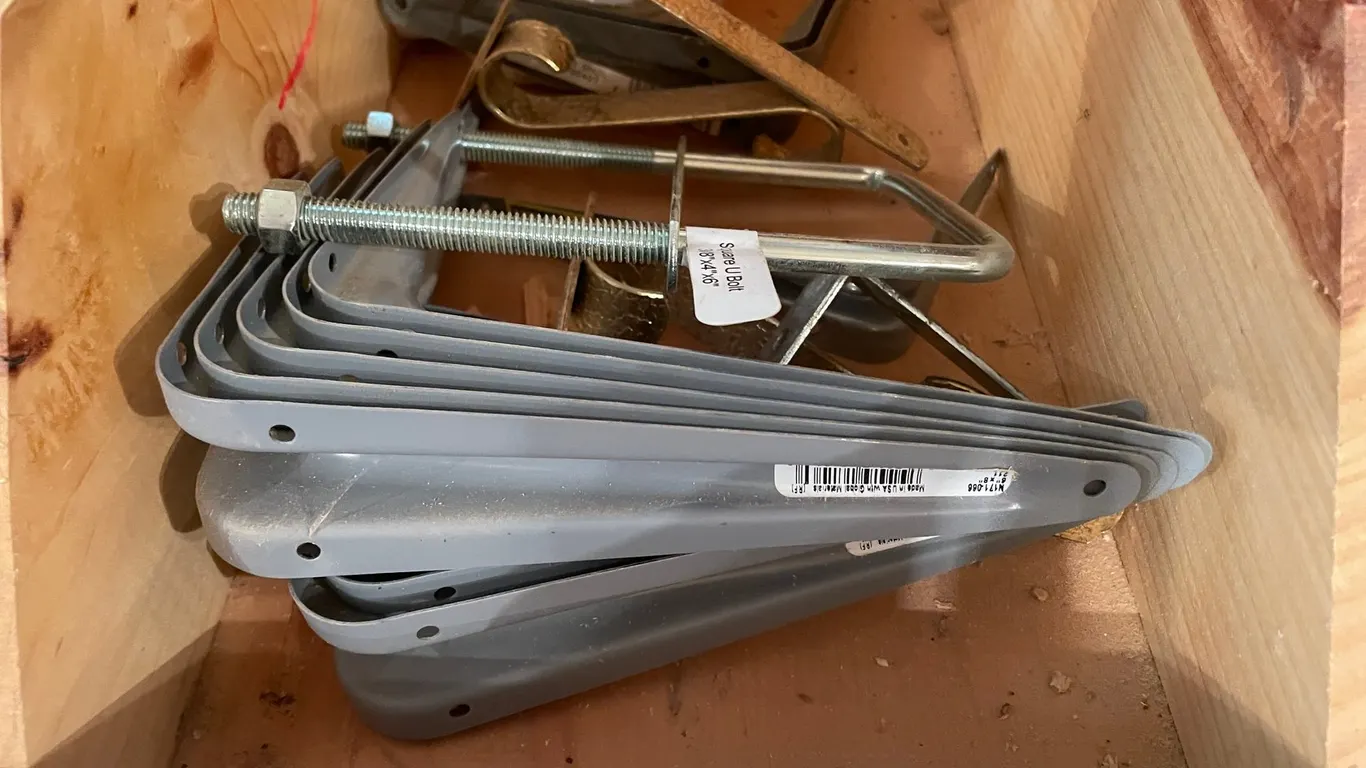 6x8" Shelving Brackets